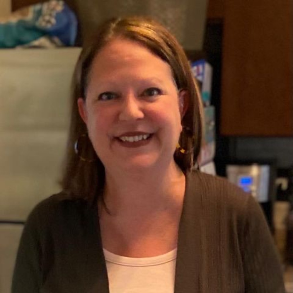 Meet your Posher, Raina
